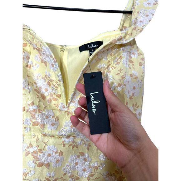Lulus Favorite Song‎ Yellow Floral Jacquard Off-The Shoulder Mini Dress S NWT - Picture 6 of 12